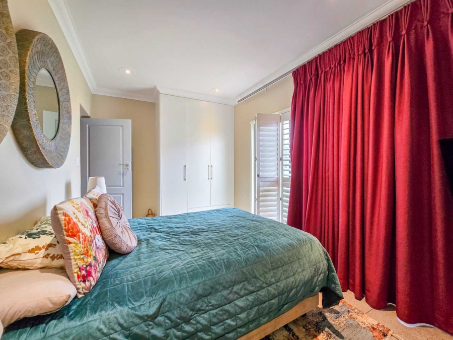 5 Bedroom Property for Sale in Stilbaai Oos Western Cape